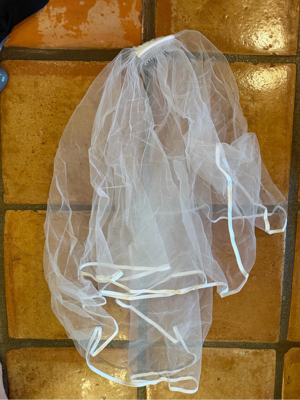 White Bridal Veil with Satin Edge